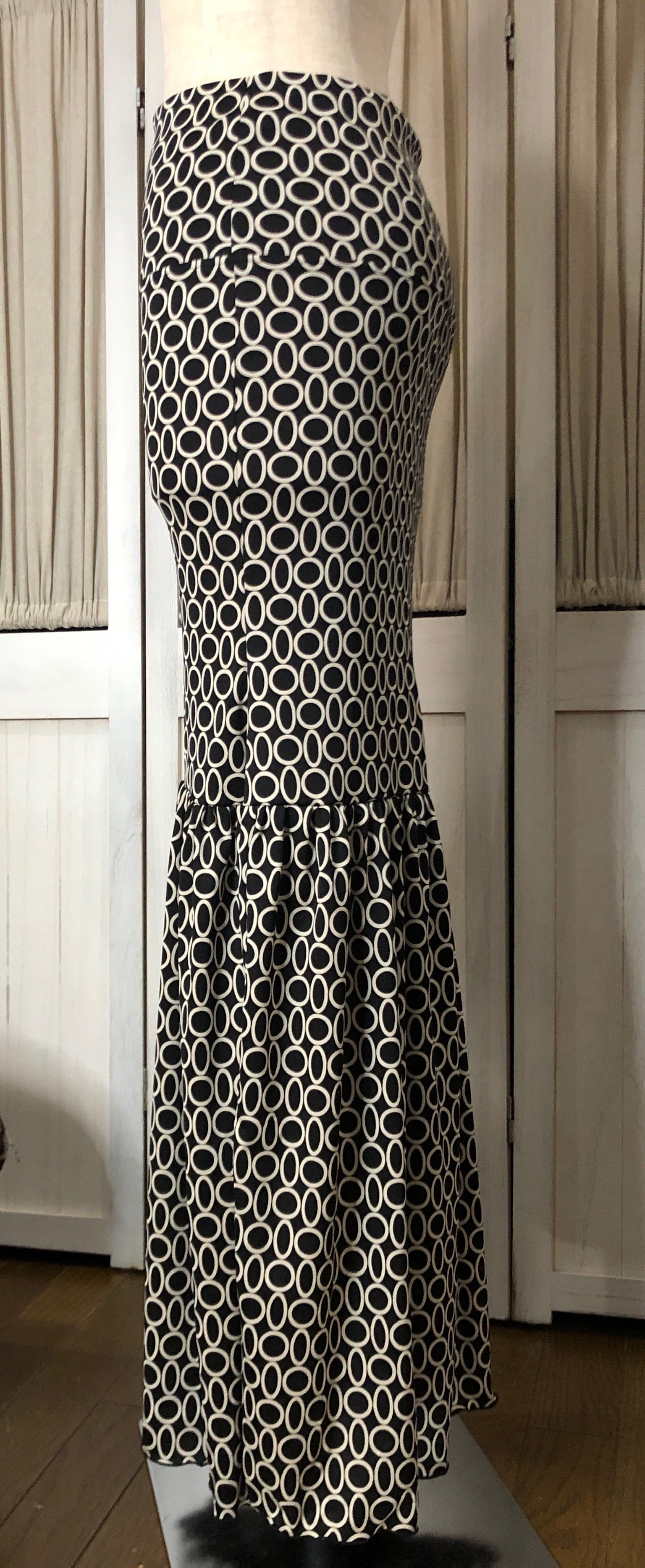 ハンドメイド フラメンコ スタンドカラー アメリカンスリーブ 発色〇スペイン生地 ハンドメイド フラメンコ スタンドカラー アメリカンスリーブ スペイン